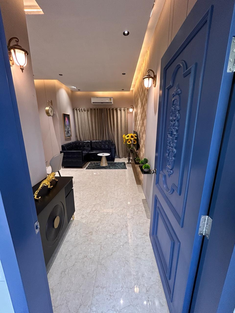 2 BHK Apartment For Sale in Sunraj Solitaire