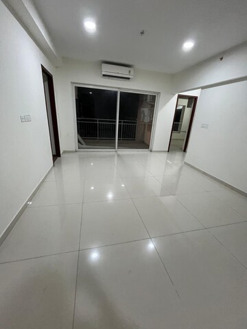 Building Lobby in 3 BHK Apartment at Indiabulls Centrum Park, Sector 103 – for Rent