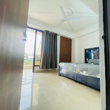 Room in 1 BHK Builder Floor at Saket – for Rent