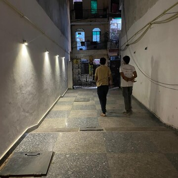 Building Lobby in 1 BHK Builder Floor at Saket – for Rent