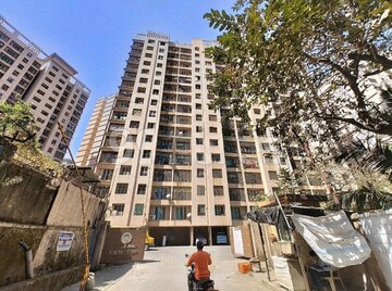 2 BHK Apartment – Exterior View View at Mahavir Kalpavruksha, Ghodbunder Road - for Sale