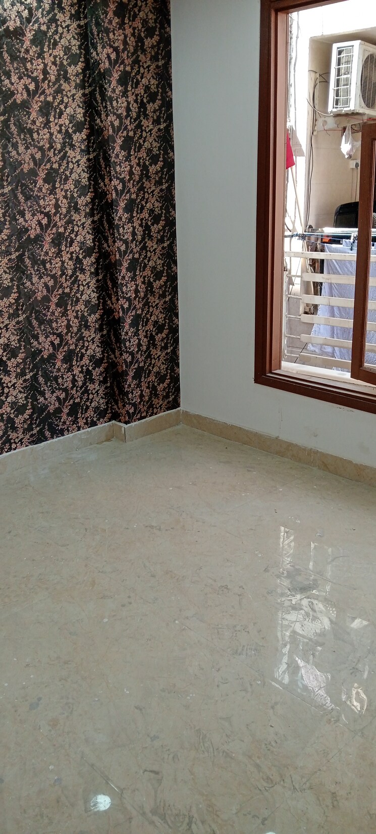 Room, govindpuri 3 Bedroom 910 Sq.Ft. Builder Floor In Govindpuri Delhi 8323456