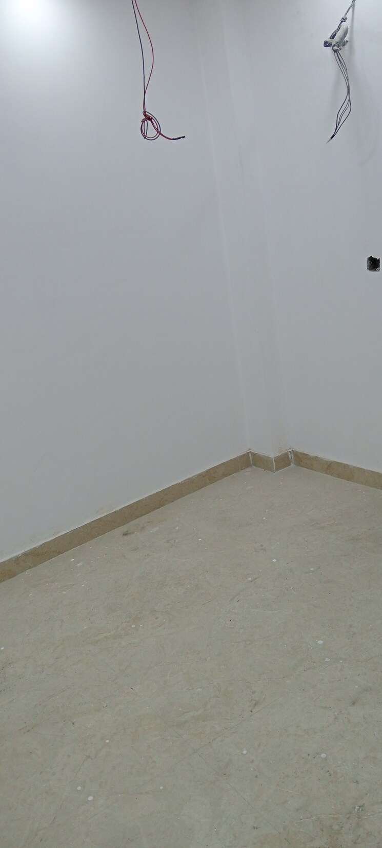 Room, govindpuri 3 Bedroom 900 Sq.Ft. Builder Floor In Govindpuri Delhi 8323476