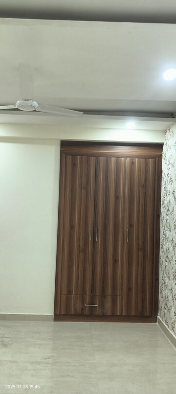 Room in 3 BHK Apartment at Panchkula Urban Estate – for Rent