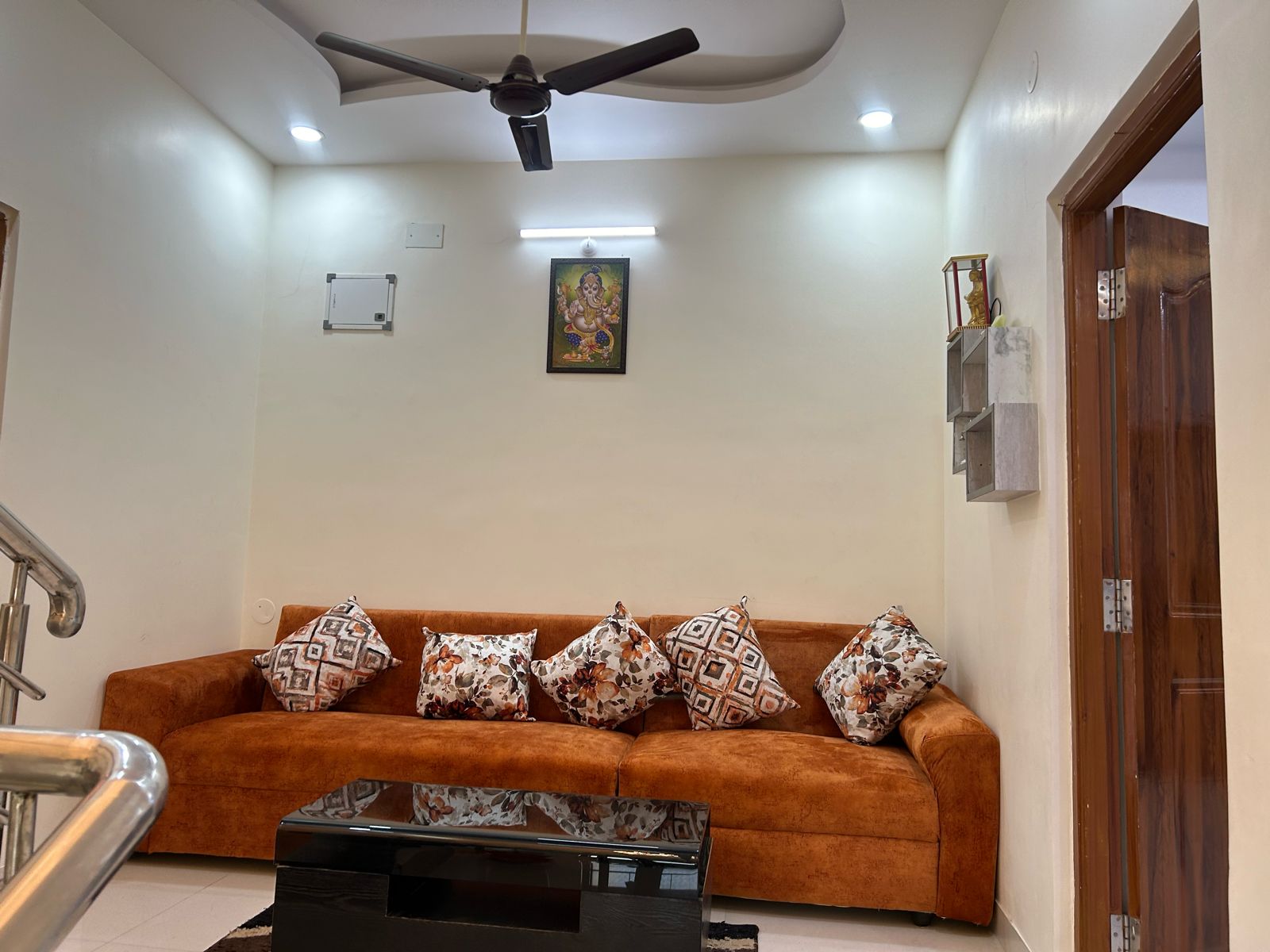 2 BHK 1300 Sq.Ft. Apartment in SMR Vinay Iconia Phase II