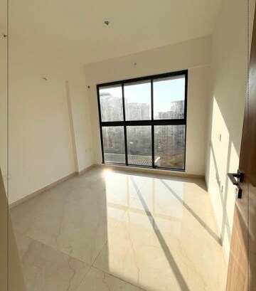 Room in 2 BHK Apartment at Godrej Urban Park, Chandivali – for Rent