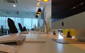 Furnished Amenities in Office Space at Pinnacle Business Park, Andheri East – for Rent