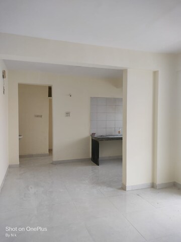 Room in 1 BHK Apartment at Kharadi Gaon – for Rent