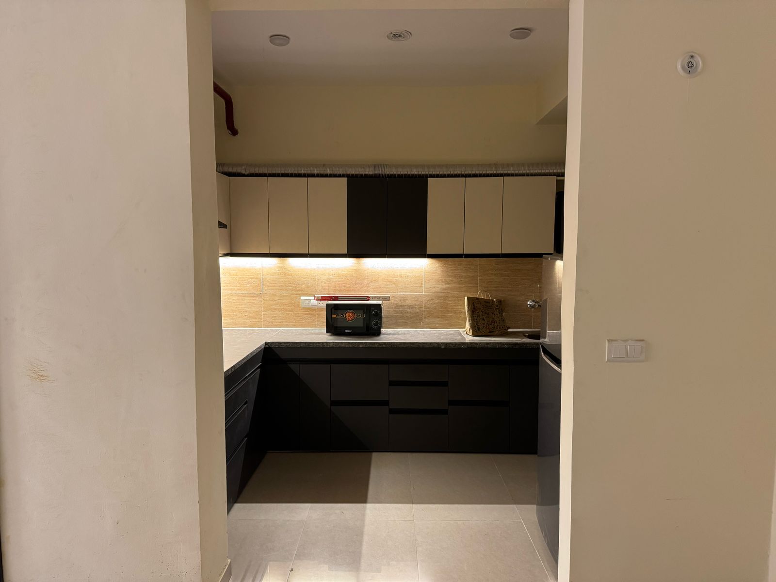 3.5 BHK + Servant Room Apartment For Sale in Omaxe Waterscapes