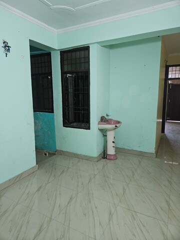 Room in 1.5 BHK Independent House at Aliganj – for Rent