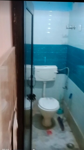 Bathroom in 2 BHK Apartment at Uttam Nagar – for Rent