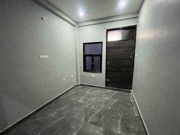 Room in 2 BHK Independent House at Adil Nagar – for Rent