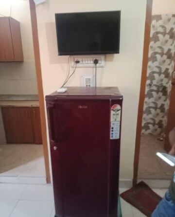 Furnished Amenities in 1 BHK Villa at Aliganj – for Rent