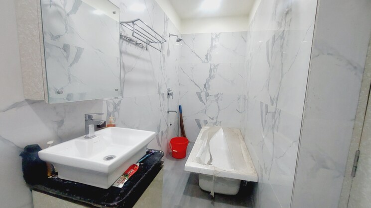 Bathroom, mahadeo-om-skylark 3 Bedroom 3288 Sq.Ft. Apartment In Bt Road Kolkata 8323685