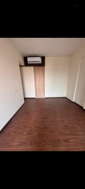 2 BHK Apartment For Rent in Rajesh Raj Infinia, Malad West