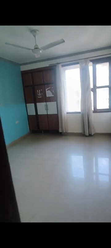 Room in 2 BHK Apartment at Maya Garden City, Lohgarh – for Rent