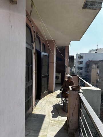 Balcony in 3 BHK Builder Floor at Sector 43 – for Sale