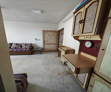 Living Room in 1 BHK Apartment at Sewree Industrial Premises, Sewri – for Sale
