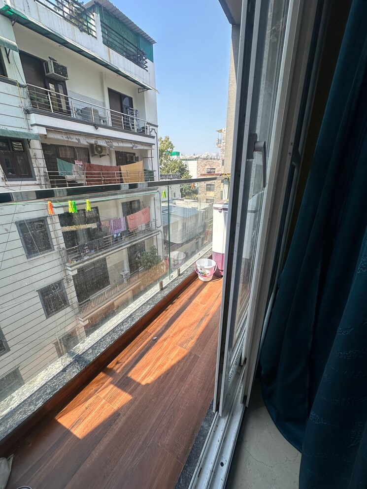 Balcony, saket 3 Bedroom 1500 Sq.Ft. Builder Floor In Saket Delhi 8323984