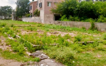 Plot For Sale in Byrathi