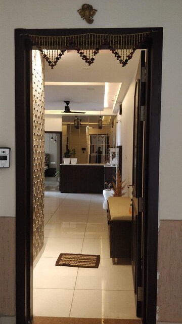 2 BHK Apartment For Rent in Prestige Lakeside Habitat, Varthur