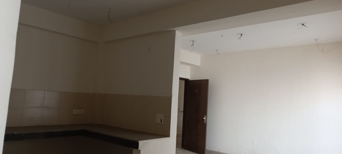 2 BHK + Extra Room Apartment For Sale in Panchsheel Greens II