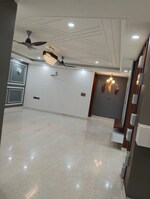 5 BHK + Pooja Room 500 Sq.Yd. Builder Floor in BPTP Parkland
