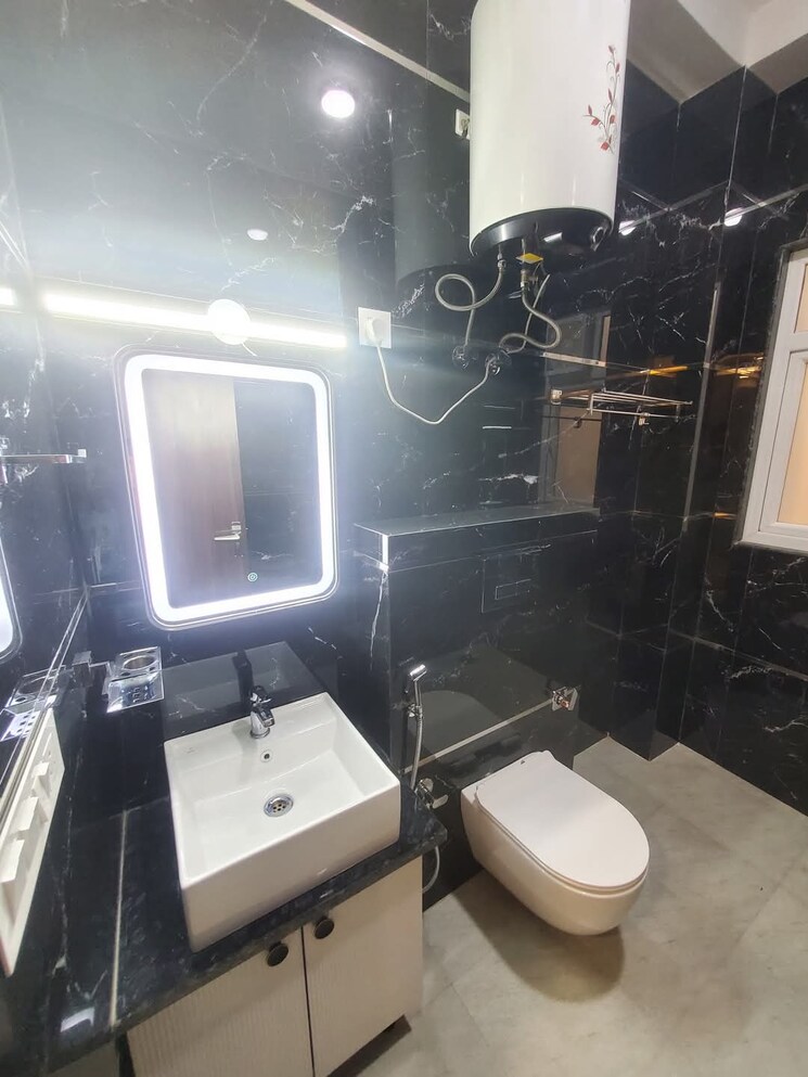 Master Bedroom, uday-arden-45 4 Bedroom 500 Sq.Yd. Apartment In Sector 45 Gurgaon 8324161