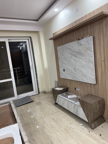 Balcony in 3 BHK Builder Floor at Sector 27 – for Rent