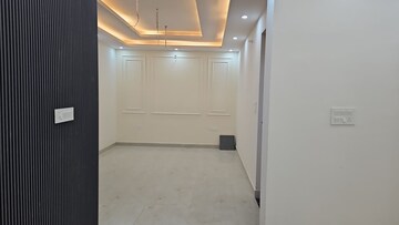 Bathroom in 4 BHK Independent House at Sahastradhara Road – for Sale