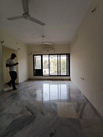 Room in 2 BHK Apartment at Omkar Alta Monte, Malad East – for Rent