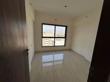 Bedroom in 2 BHK Apartment at Chaitanya The Greens Radhakunj, Kandivali East – for Rent