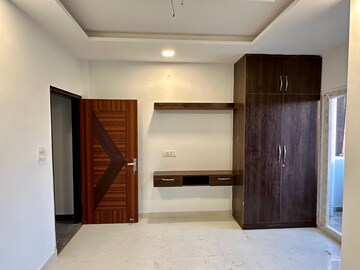 Room in 4 BHK Villa at Sahastradhara Road – for Sale
