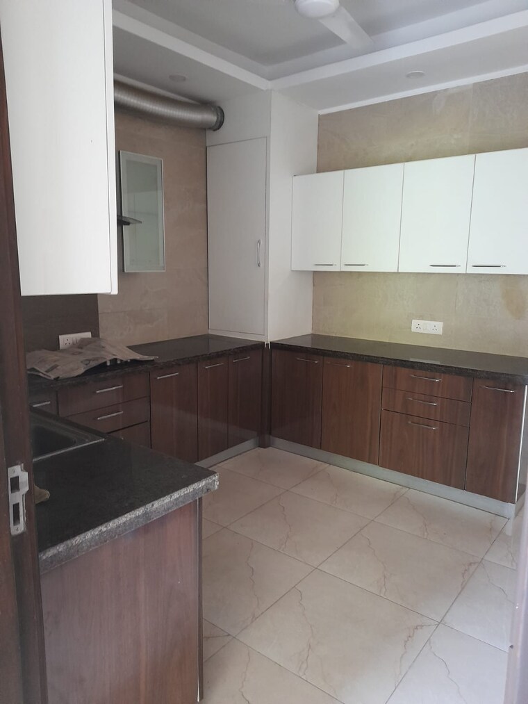 Kitchen, emaar-the-palm-drive-the-sky-terraces 3 Bedroom 3300 Sq.Ft. Apartment In Sector 66 Gurgaon 8324340