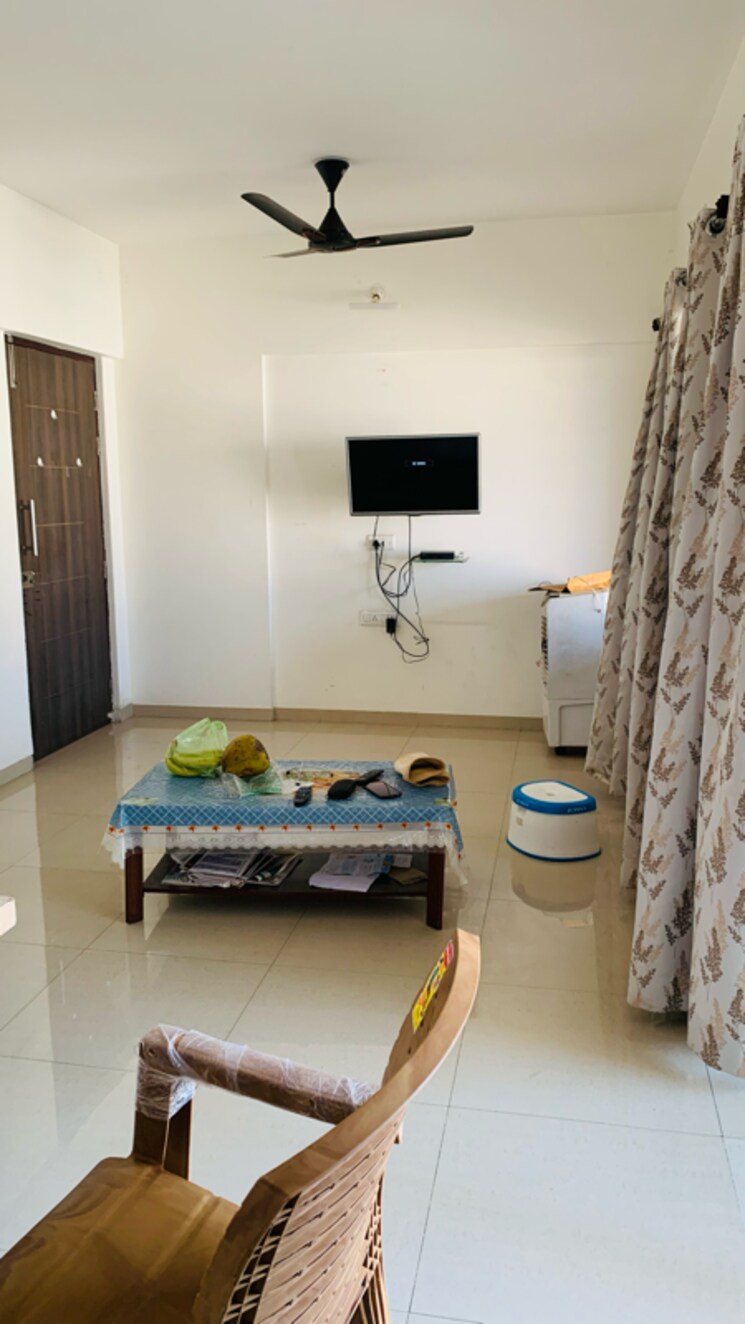 Team Area, kalpataru-serenity 2 Bedroom 761 Sq.Ft. Apartment In Gopalpatti Pune 8324362