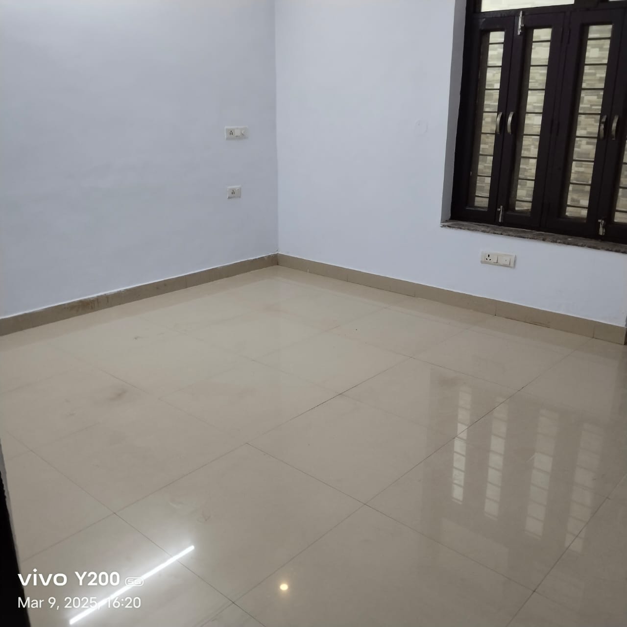 3 BHK + Servant Room Apartment For Sale in Vipul Greens