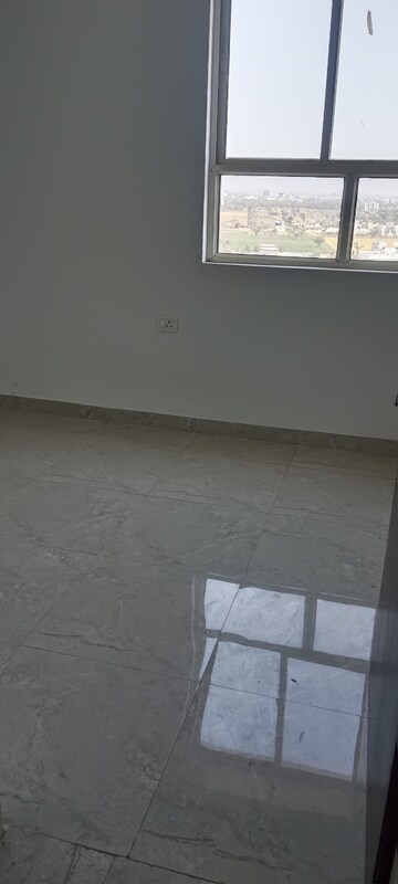 Room in 2 BHK Apartment at Aashish Aamor, Mansarovar – for Sale