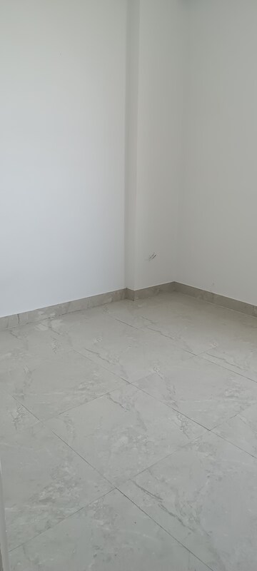 Room in 2 BHK Apartment at Aashish Aamor, Mansarovar – for Sale