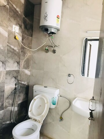 2 BHK Apartment For Rent in Signature Global Proxima, Sector 89