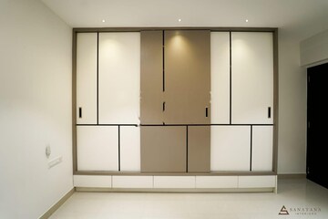 Room in 3 BHK Apartment at Greenmark Mayfair Apartments, Tellapur – for Rent