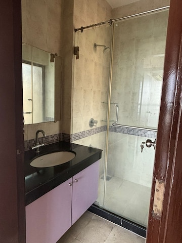 Bathroom in 2.5 BHK Apartment at Oberoi Realty Woods, Goregaon East – for Rent