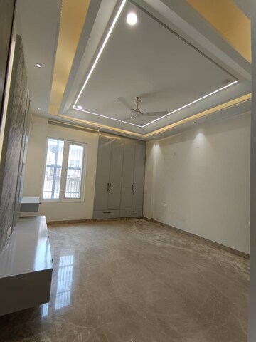 Bedroom in 3 BHK Builder Floor at Paschim Vihar – for Rent