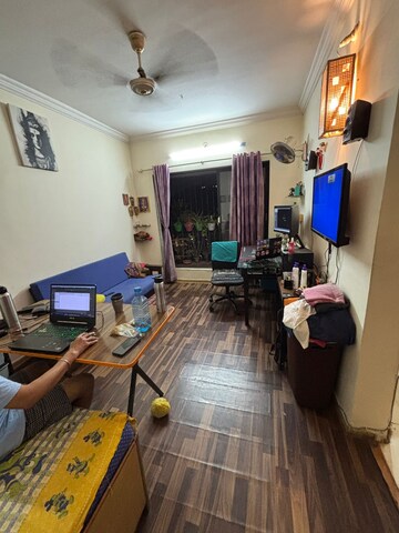 1 BHK Apartment For Rent in Goregaon East