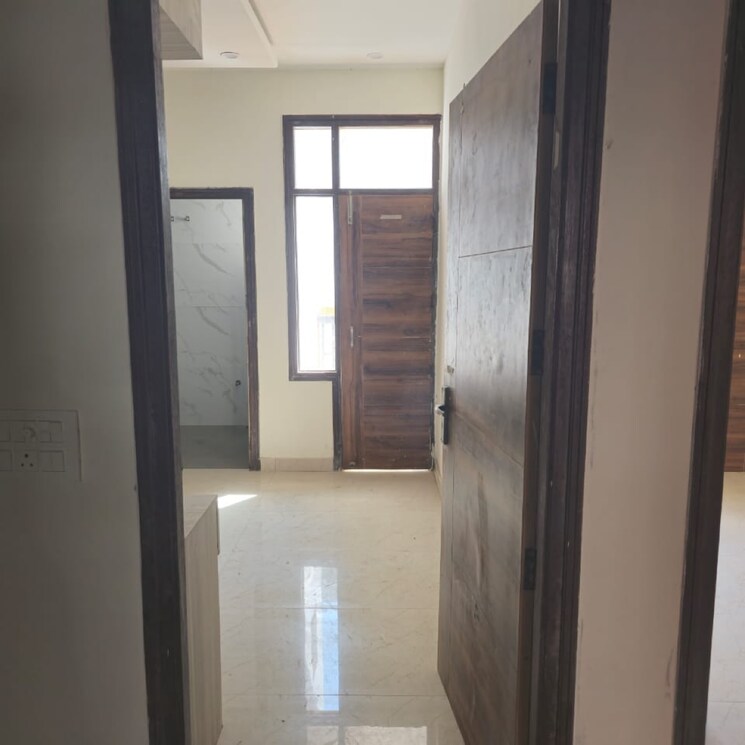 Room, patiala road 3 Bedroom 1350 Sq.Ft. Apartment In Patiala Road Zirakpur 8324489