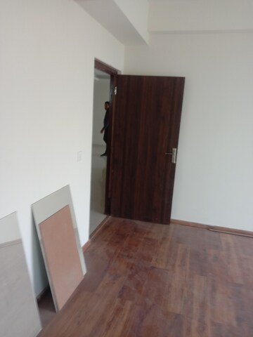 Room in 3 BHK Builder Floor at Ambika Florence Park, North Mullanpur – for Sale