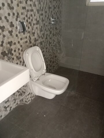 Bathroom in 3 BHK Apartment at Supreme Estia Phase 1, Baner – for Rent