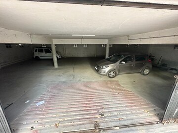 Parking in  Office Space at Palarivattom – for Rent