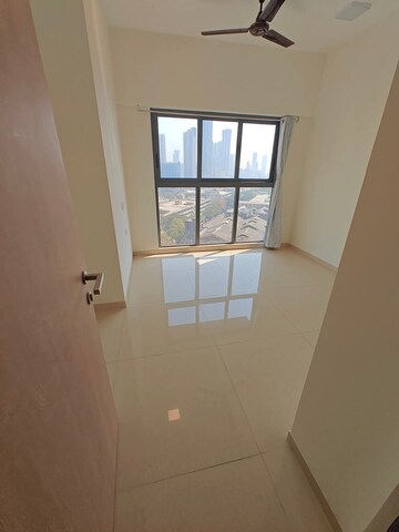 Room in 1 BHK Apartment at Sterling Heights Vasai East, Vasai East – for Sale