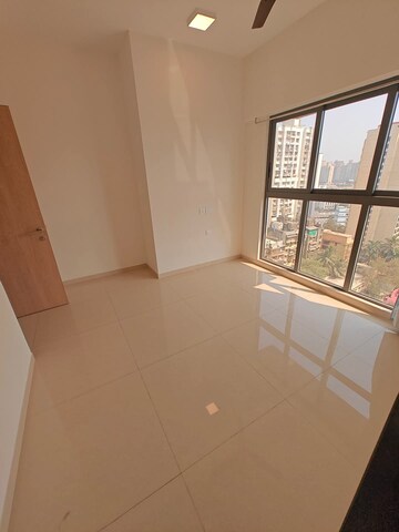 Room in 1 BHK Apartment at Sterling Heights Vasai East, Vasai East – for Sale