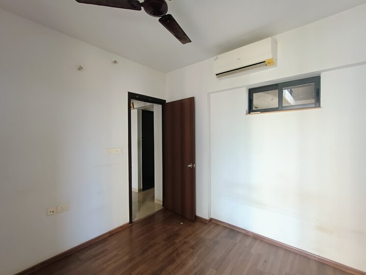 Room, lodha-palava-city-lakeshore-greens 1 Bedroom 511 Sq.Ft. Apartment In Dombivli East Thane 8324798